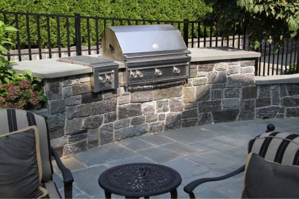 Outdoor-Kitchens_1_Web