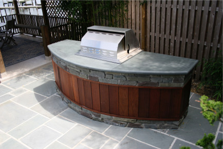 Outdoor-Kitchens_3_Web