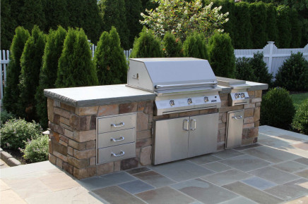 Outdoor-Kitchens_8_Web